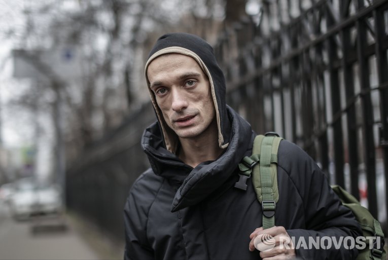 У Маскве падпалілі цэнтральны ўваход у будынак ФСБ (фота)