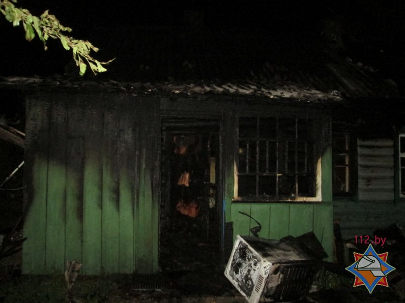 На пажары ў Беразіне загінуў выратавальнік