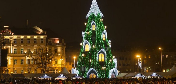 Самыя незвычайныя калядныя ёлкі 2015 года ў свеце (фота)
