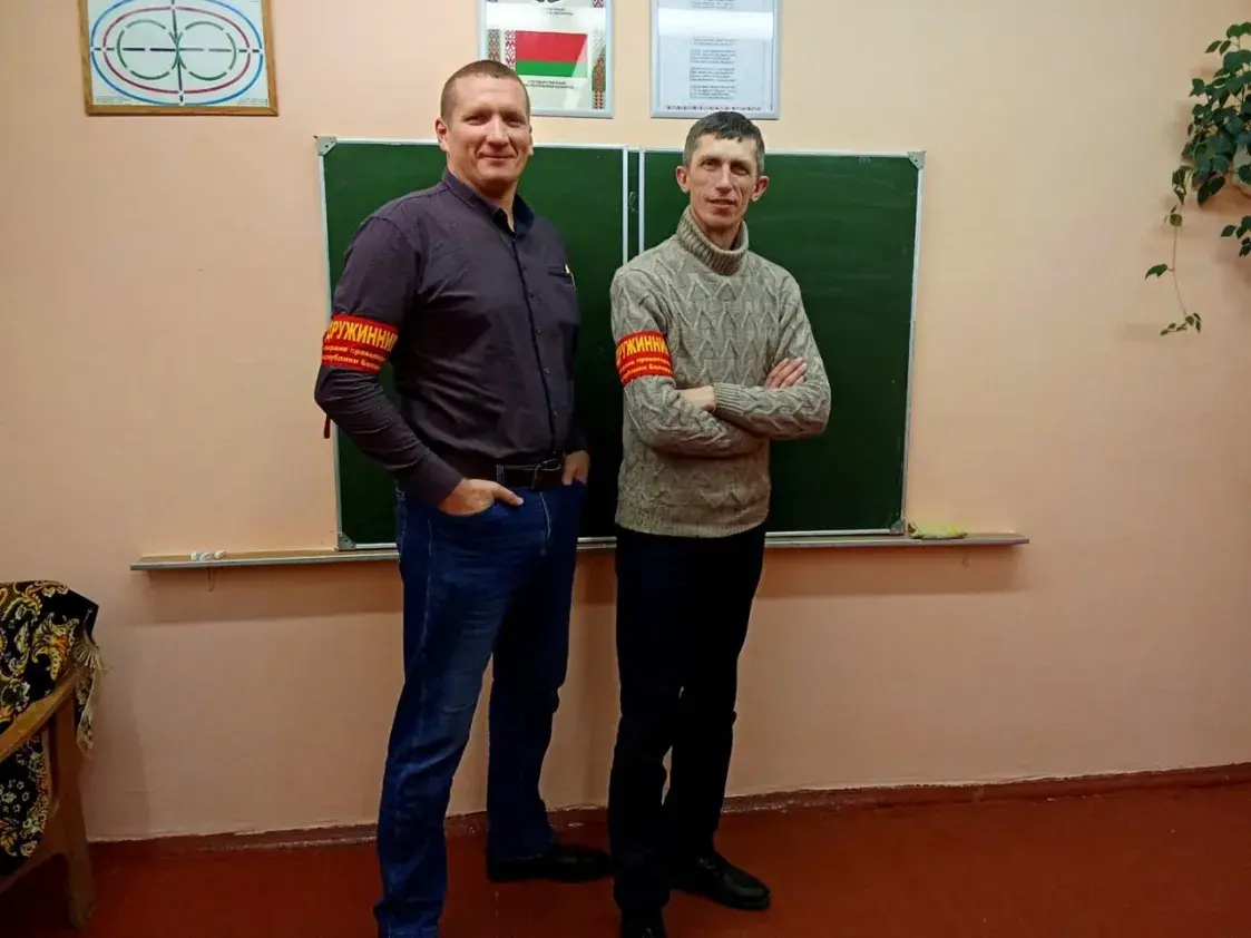 Каля ўчасткаў для галасавання пачалі дзяжурыць дружыннікі