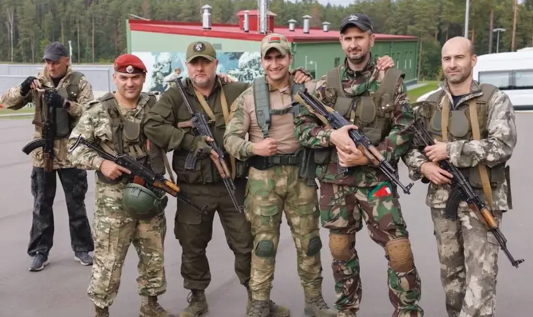 Палкоўнік Паўлічэнка трэніраваўся з ветэранамі спецназу