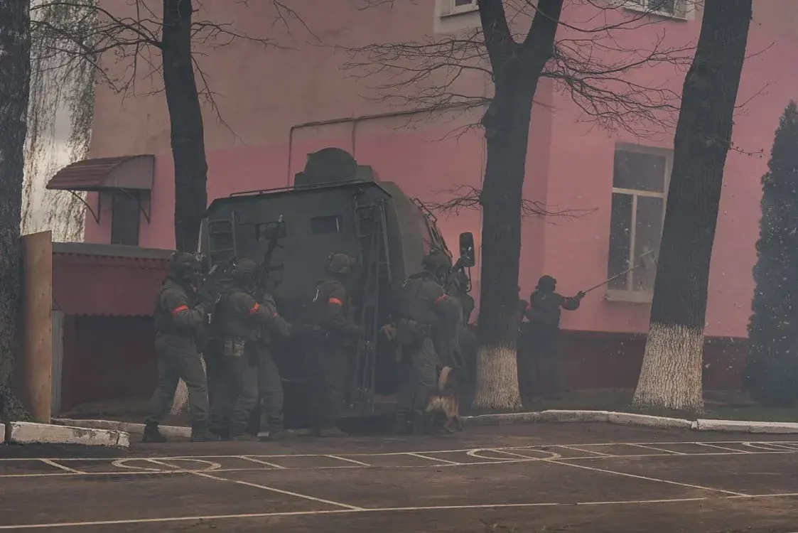 Ва ўнутраных войсках Беларусі стварылі 12-ы атрад спецназа — "Гром"