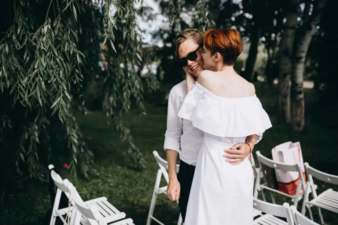 "Это не его ранение, а наше”. Как любовь спасла ветерана “Азова”