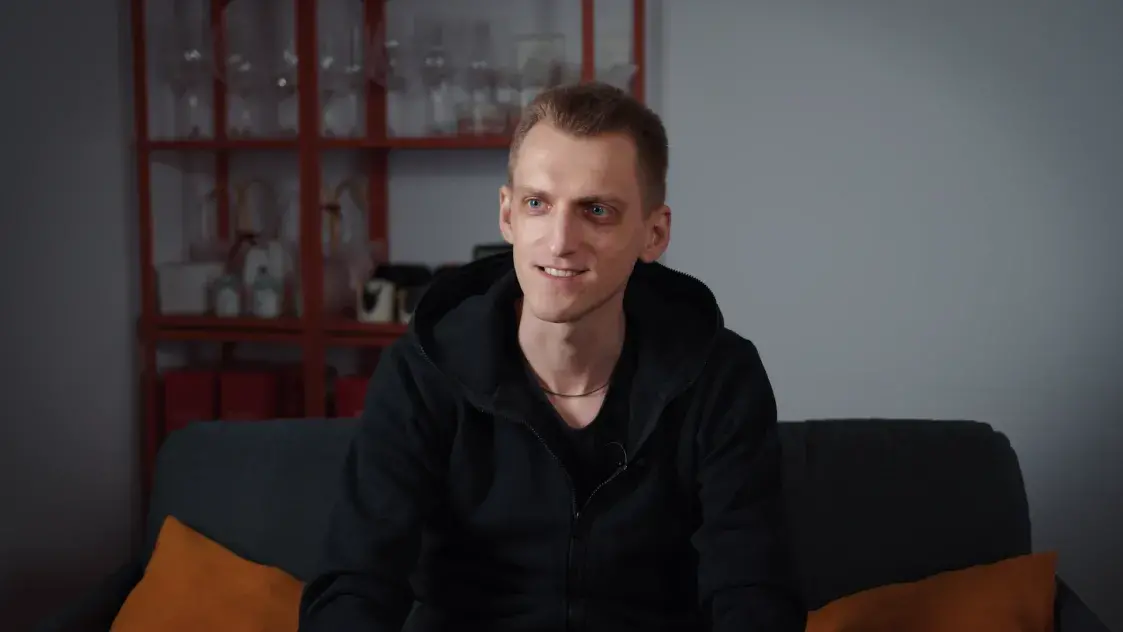 “Мы тебе говорили не пиариться”. Политзаключённый о том, за что попадал в ШИЗО