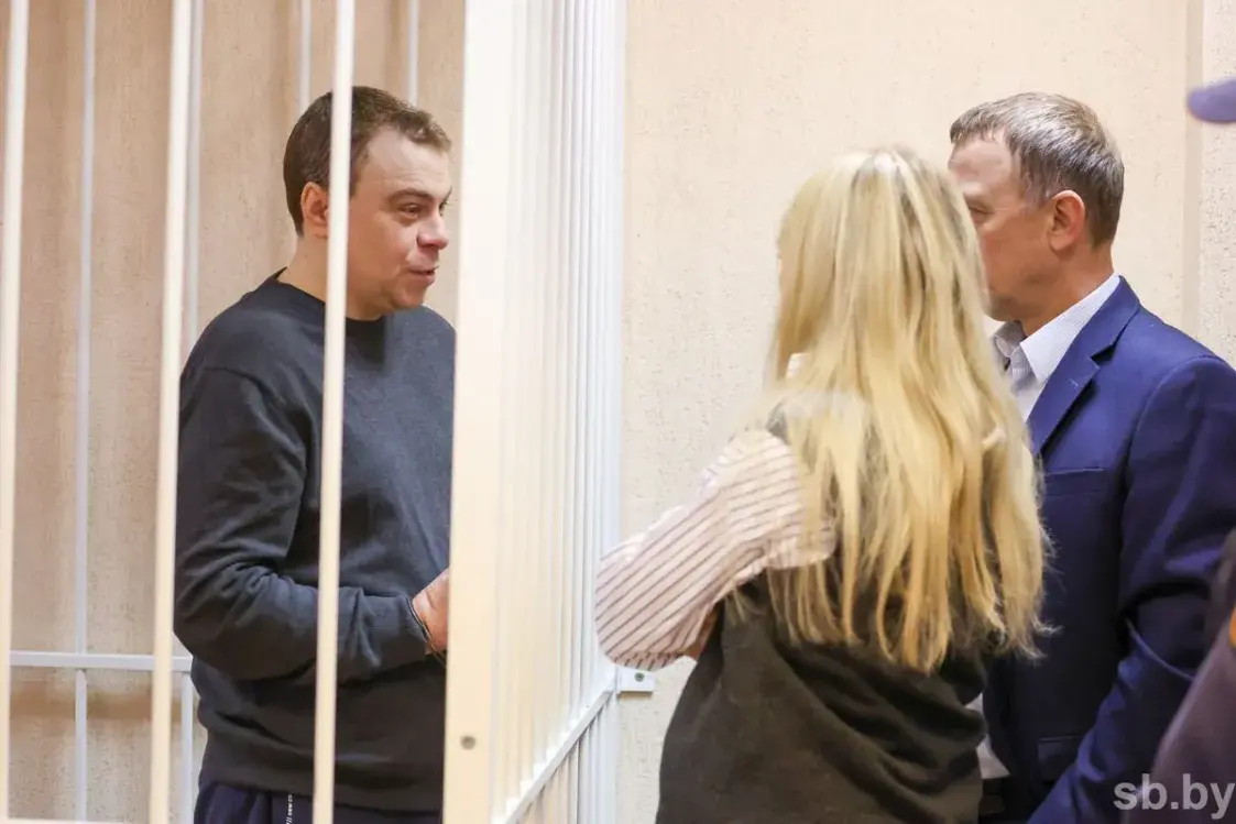 Матэрыялы пра размову Беляцкага і Калеснікавай агучваюць у закрытым рэжыме