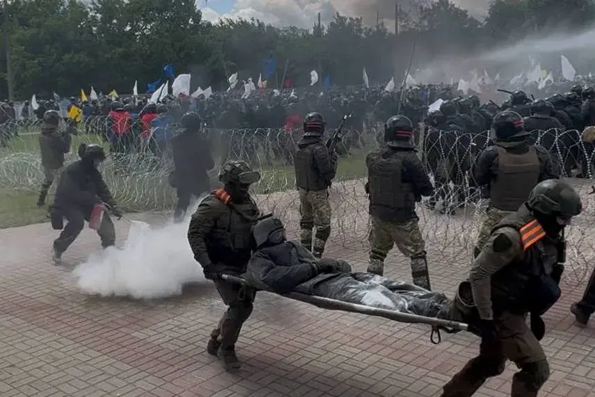 На вучэннях па разгоне пратэстаў міліцыя трэніравалася ўжываць агнястрэльную зброю