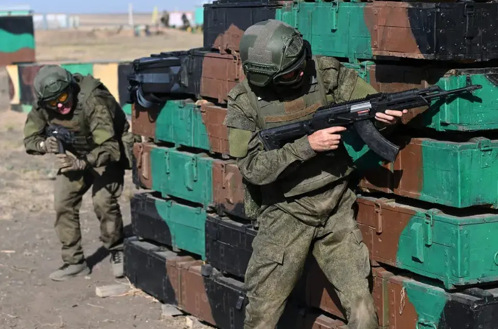 Ошибки молодости: как белорусский политзаключённый попал на "СВО" и смог сбежать
