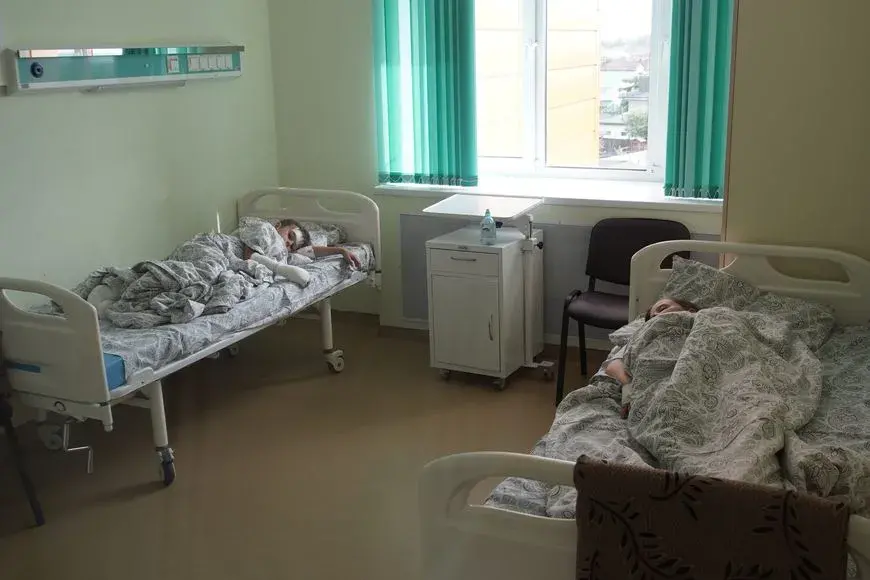 Группа белорусов, попавшая под удар дрона в России, вернулась в Речицу