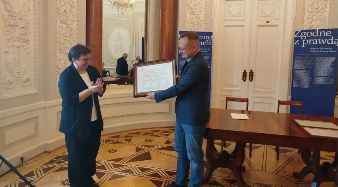 Экс-палітвязню Андрэю Скурко ўручылі узнагароду імя Льва Сапегі