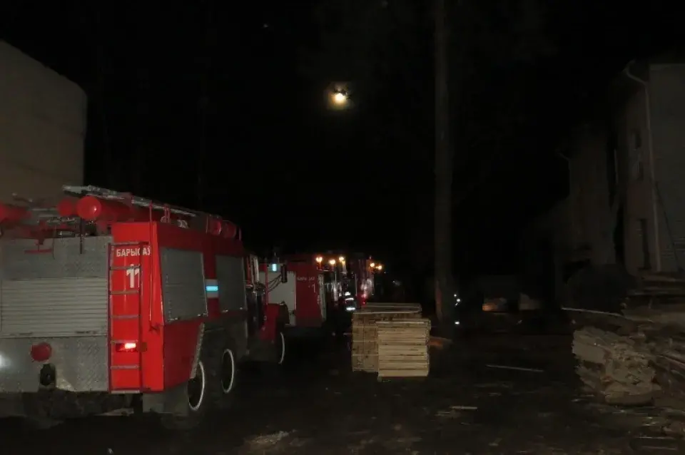 У Барысаве падчас пажару ў адміністрацыйным будынку загінуў чалавек