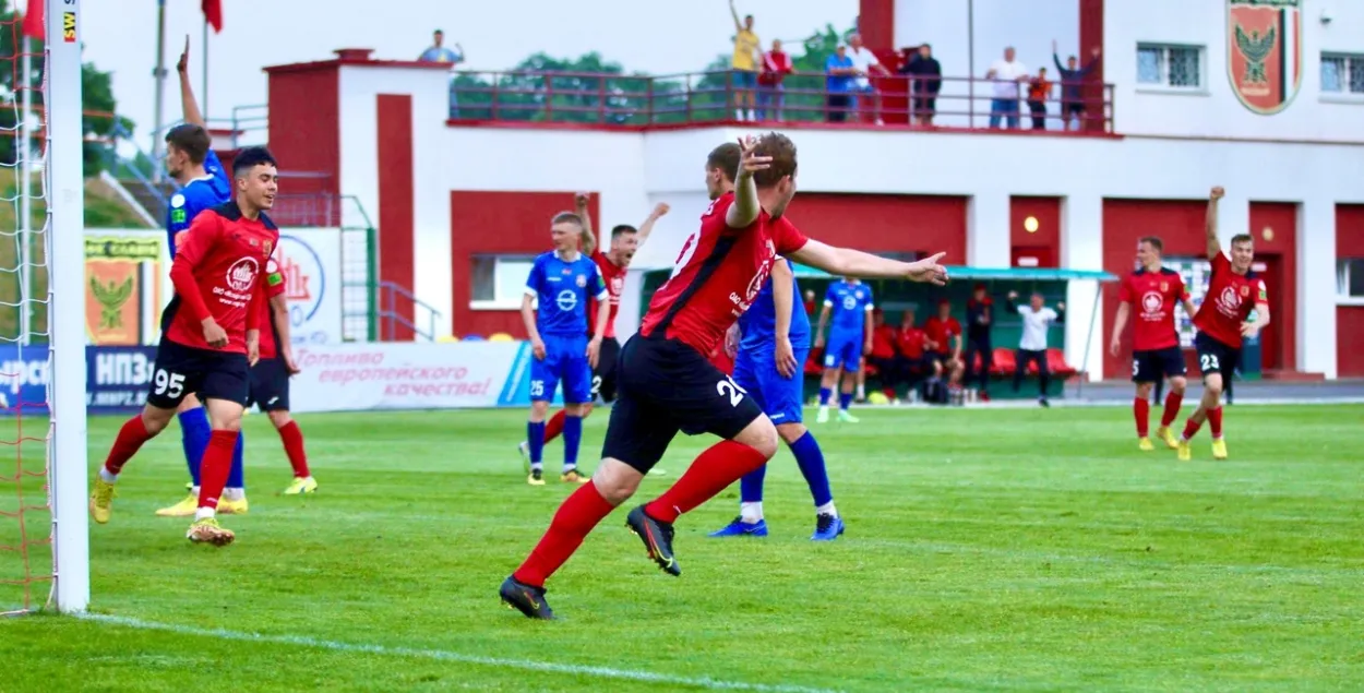 "Славія" — "Нафтан" / vk.com/fcslaviaby
