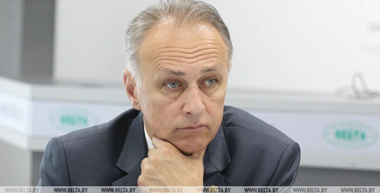 Старшыня калегіі адвакатаў заклікаў калегаў "не лезці ў палітыку"