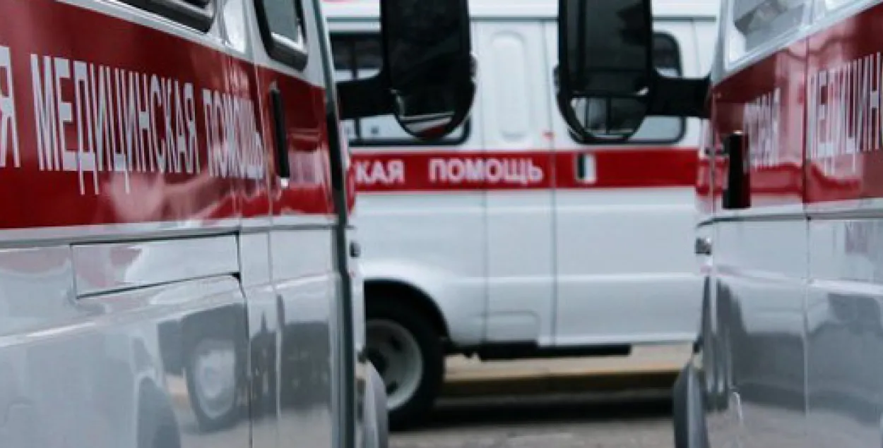 У Салігорску ў бальніцы памёр мужчына, якога збіў "Крайслер"