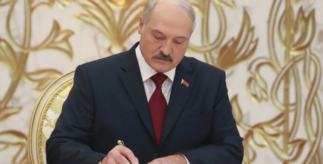 Лукашэнка праводзіць нараду: Чаго ў гэтай сістэме не хапае?