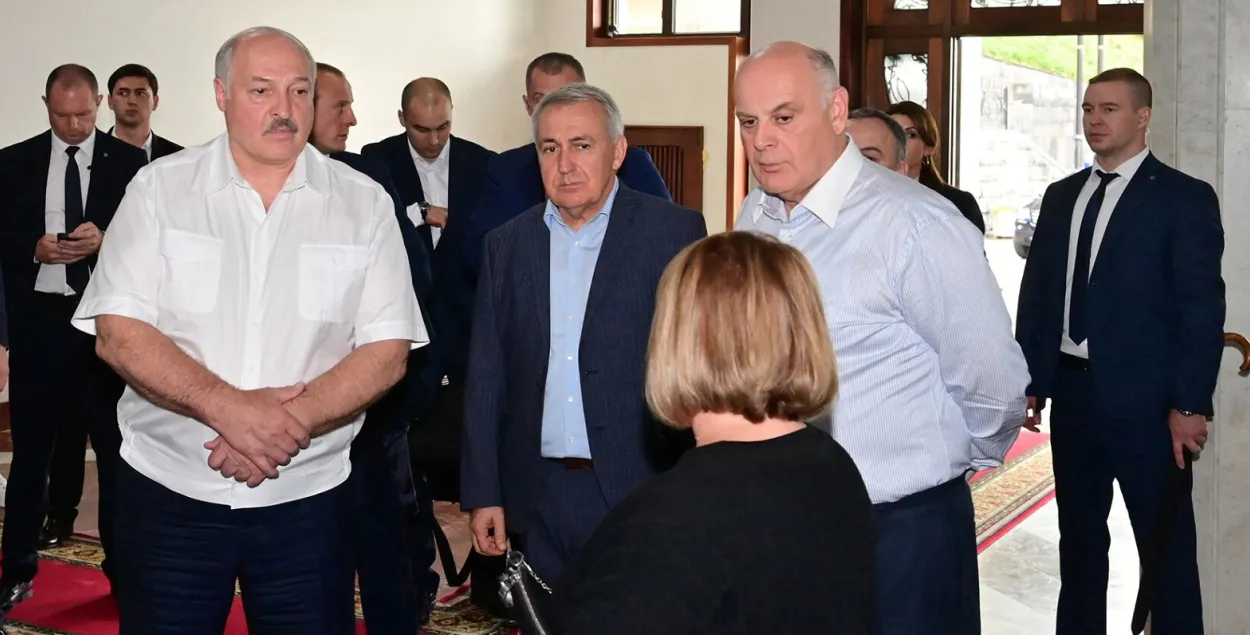 Александр Лукашенко в Абхазии / president.gov.by
