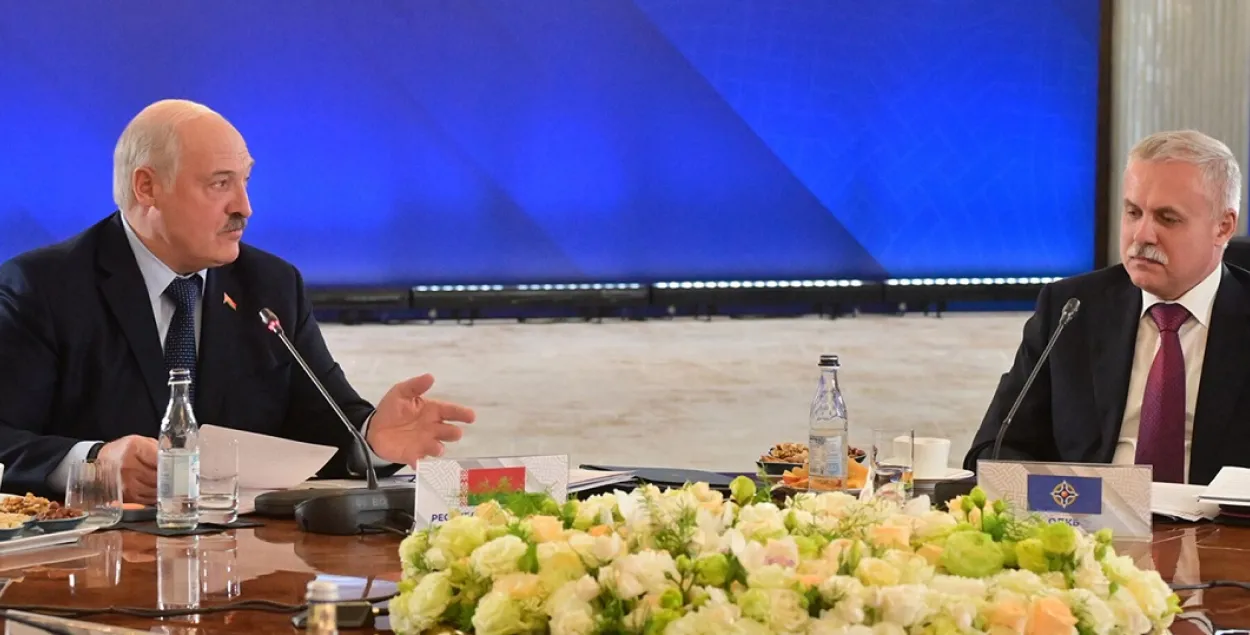Александр Лукашенко и Станислав Зась / president.gov.by
