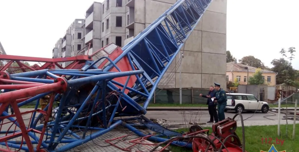 У доме, на які зваліўся вежавы кран, была 2-гадовая дзяўчынка