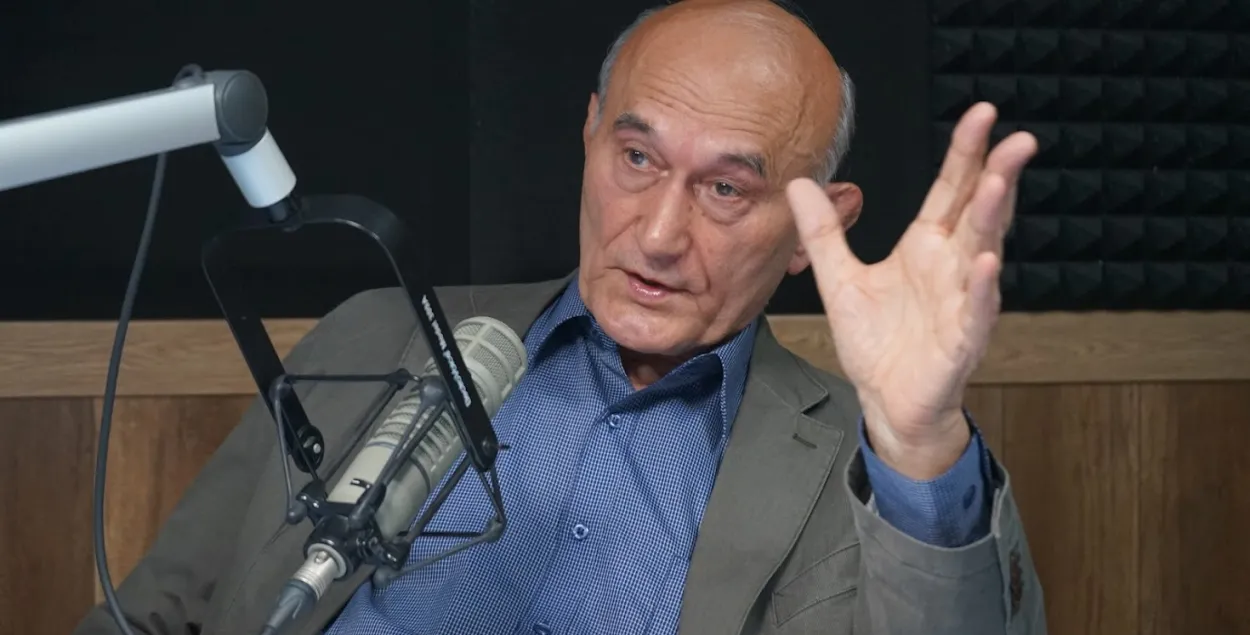 Зянон Пазняк
