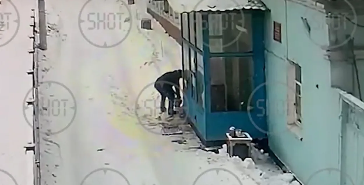 За імгненні да падпалу / Скрыншот з відэа

