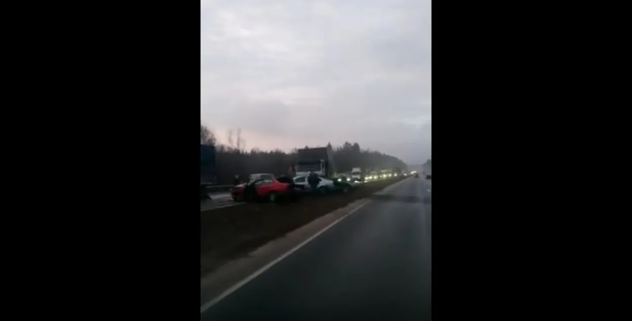 Скриншот с видео.