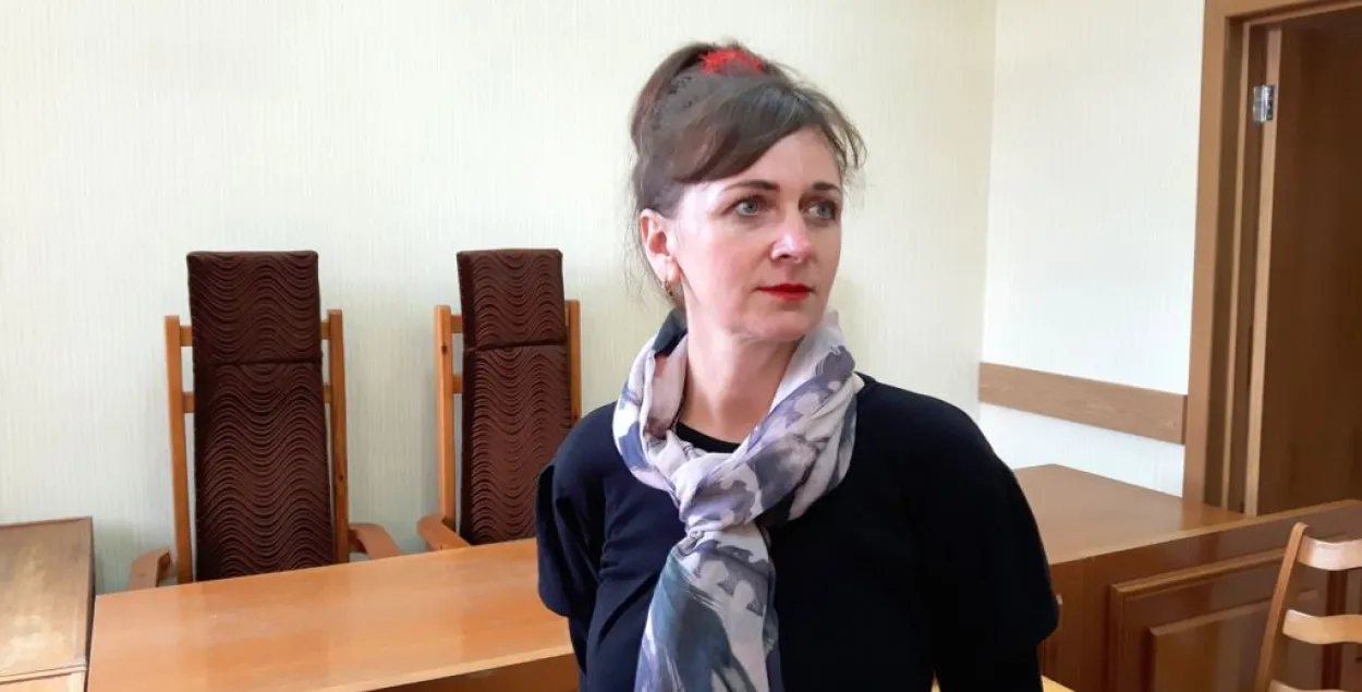 У Петрыкаве аштрафавалі за асвятленне сустрэчы Алексіевіч з аднакласнікамі