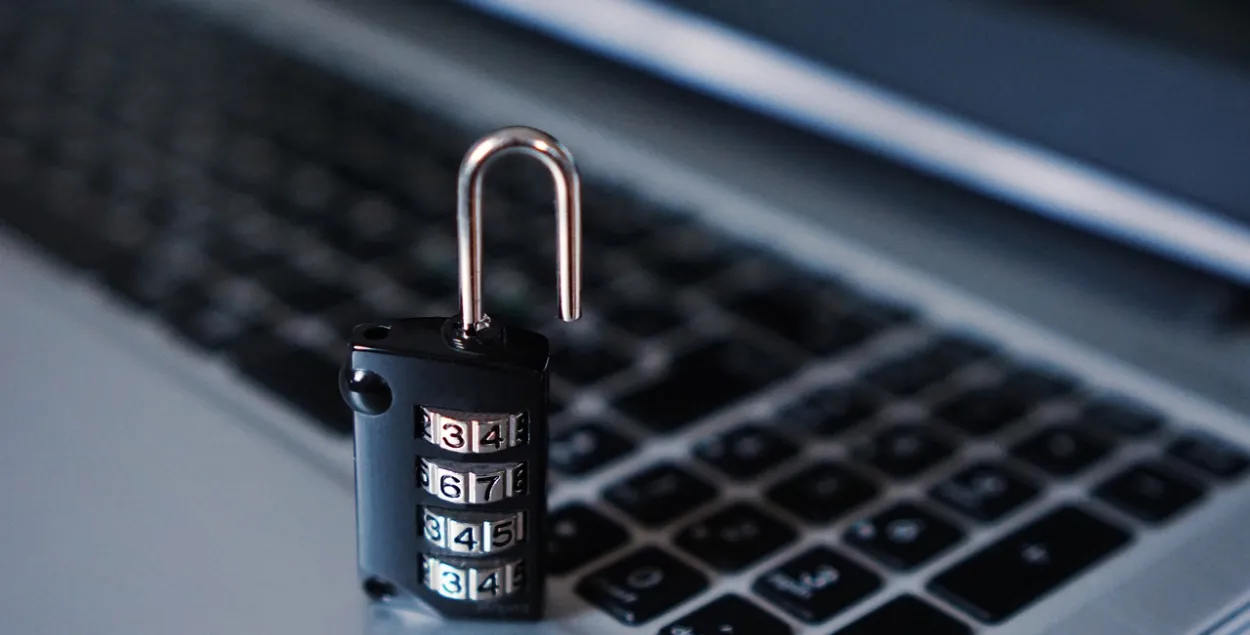 Белорусов всячески пытаются отучить от "экстремистских" информационных ресурсов / Иллюстративное фото pixabay.com
