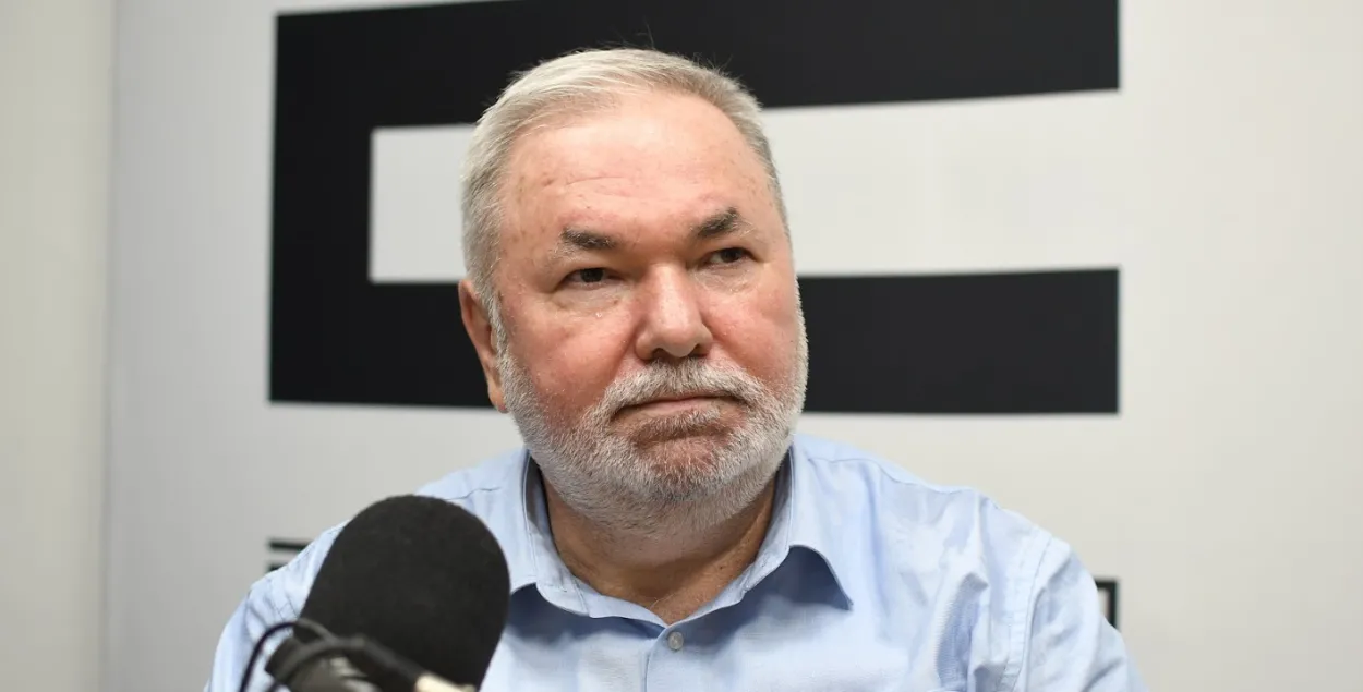 Ці дапаможа бацькоўскі кантроль над войскам перамагчы дзедаўшчыну? 