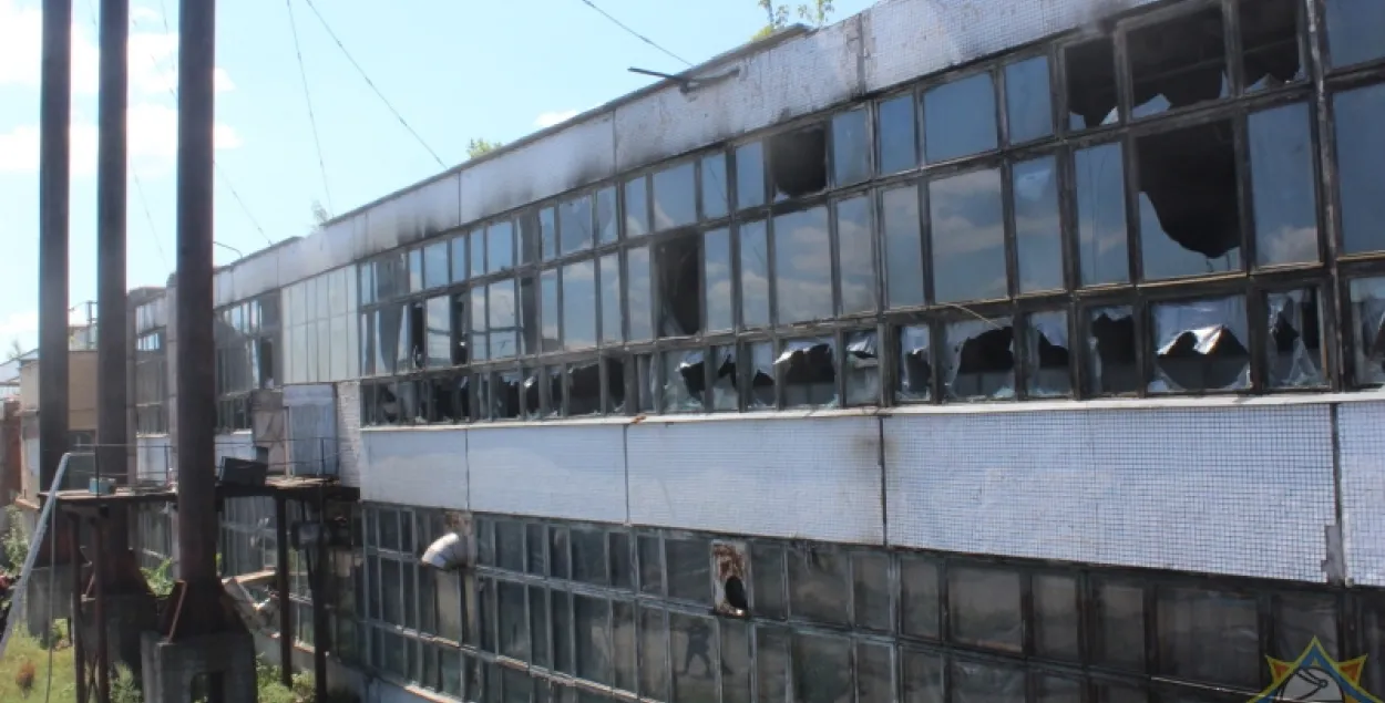 У Брэсце гарэў неэксплуатаваны цэх мэблевай фабрыкі