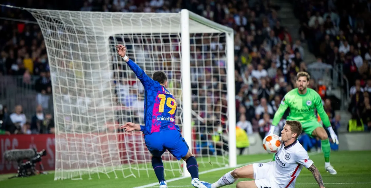 "Барселона" &mdash; "Айнтрахт" / twitter.com/FCBarcelona