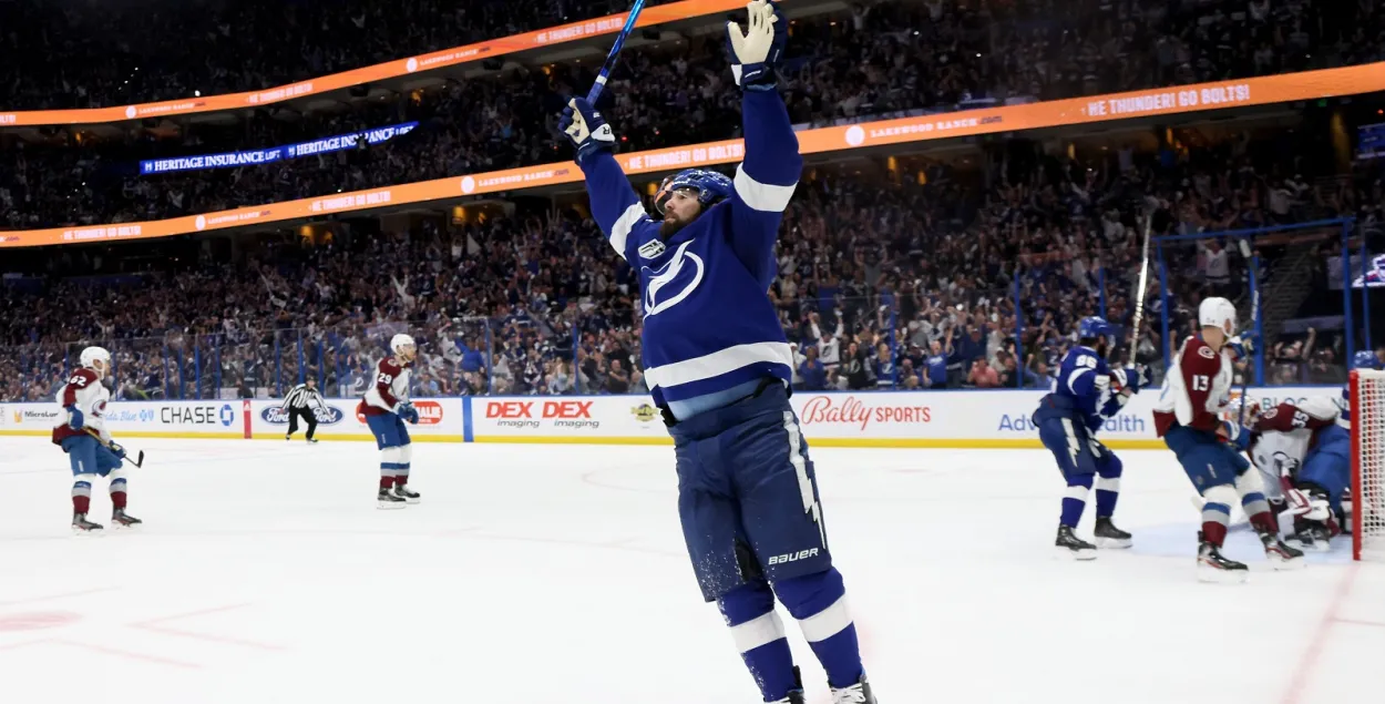 "Тампа" &mdash; "Колорадо" / twitter.com/TBLightning