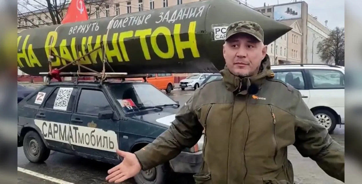 Гомельский автомобиль / "Флагшток"
