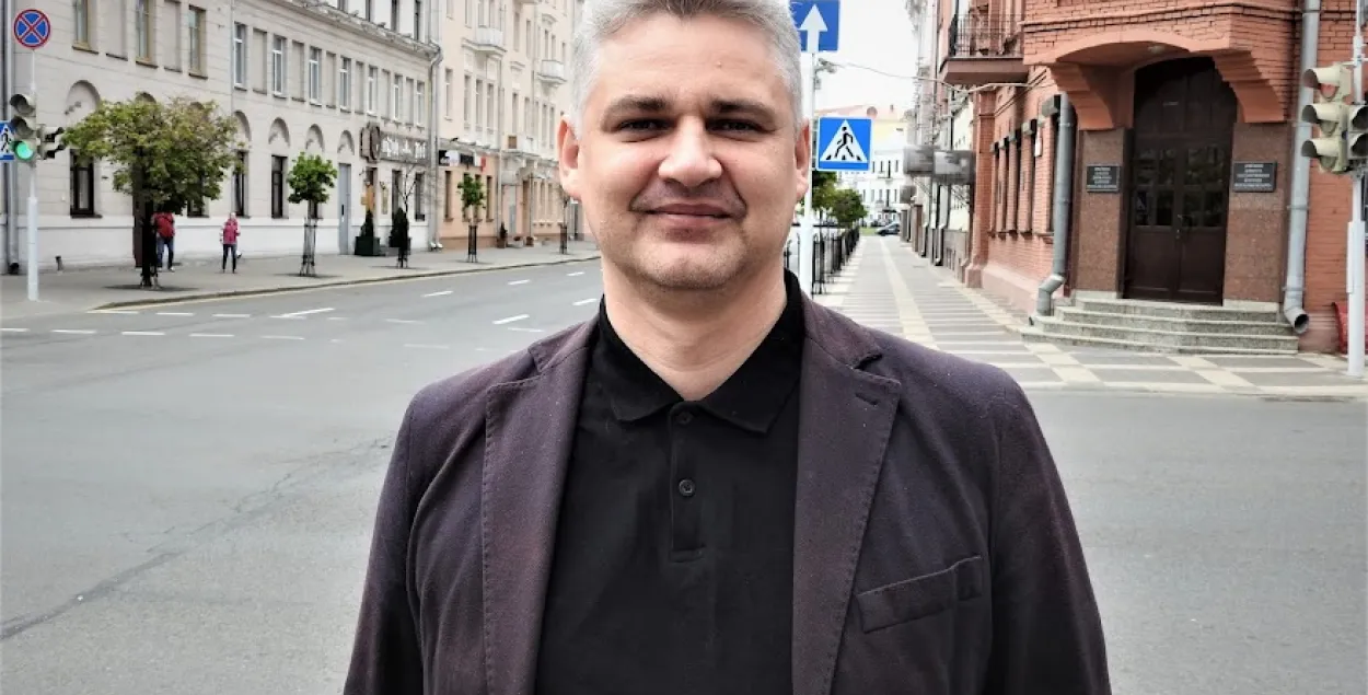 Вярхоўны суд на 1 месяц прыпыніў дзейнасць Руху "За свабоду"