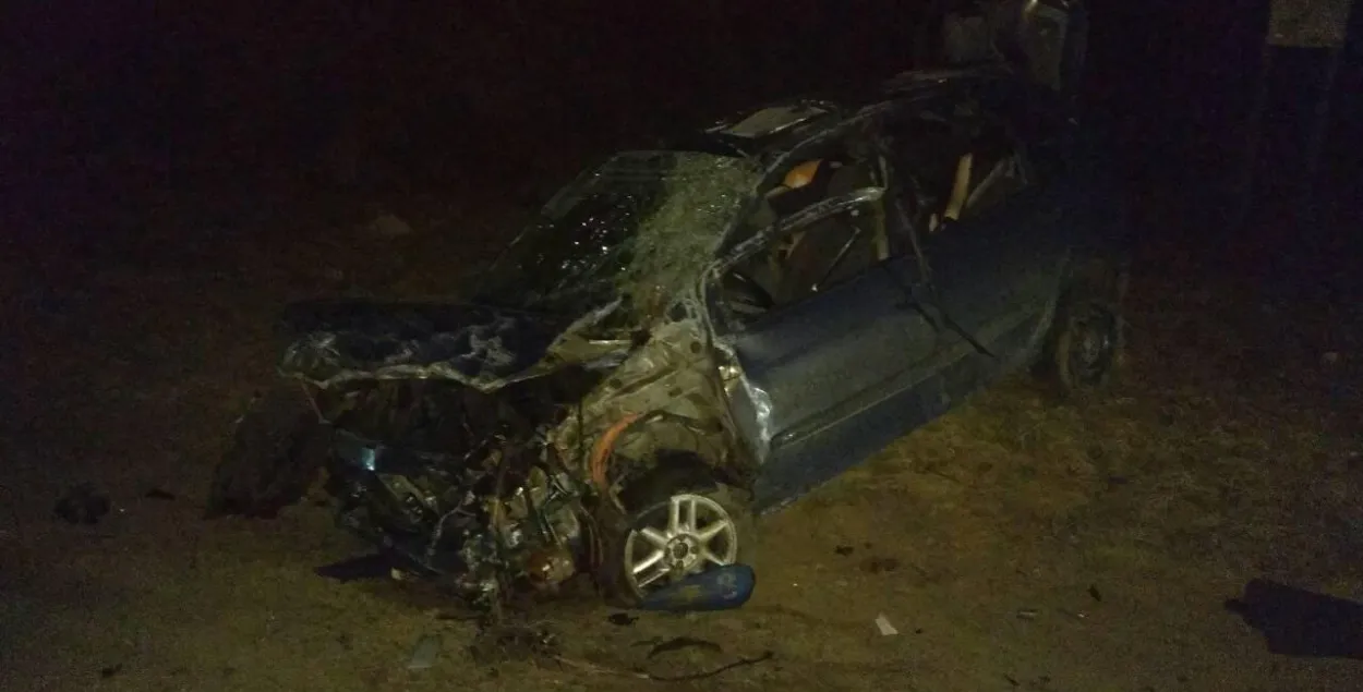 У ДТЗ пад Баранавічамі аўтамабіль разваліўся на часткі, кіроўца загінуў