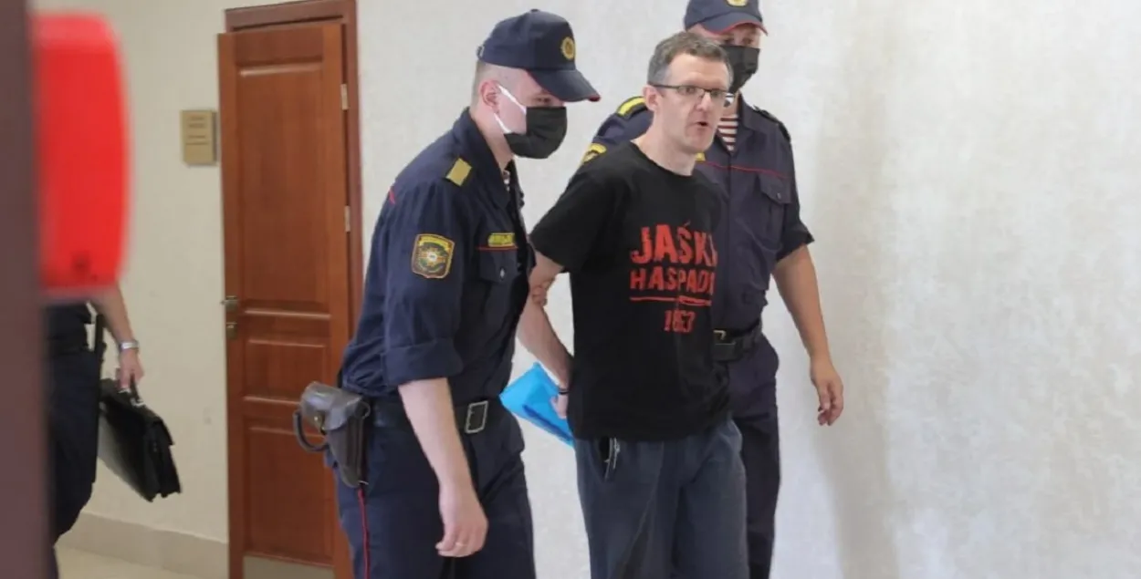 Дзяніс Івашын падчас суда
