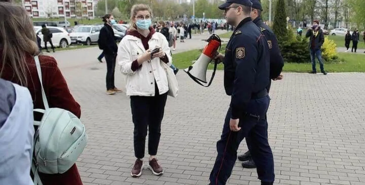 Журналістку TUT.by Любоў Каспяровіч асудзілі на 15 сутак