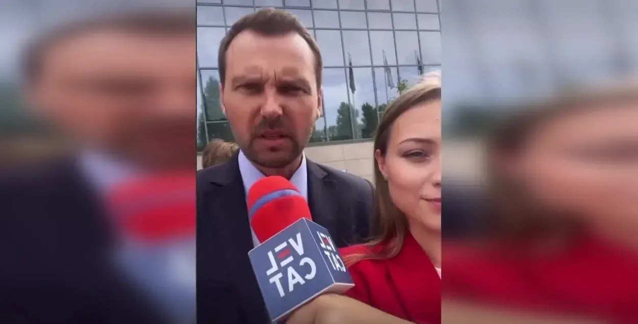 На здымачнай пляцоўцы / кадр з сацсетак
