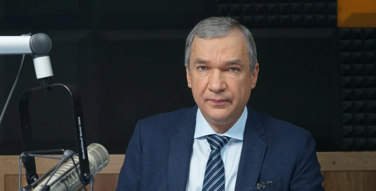 Пра Меркель, мігрантаў і рэферэндум гаворым з Паўлам Латушкам 