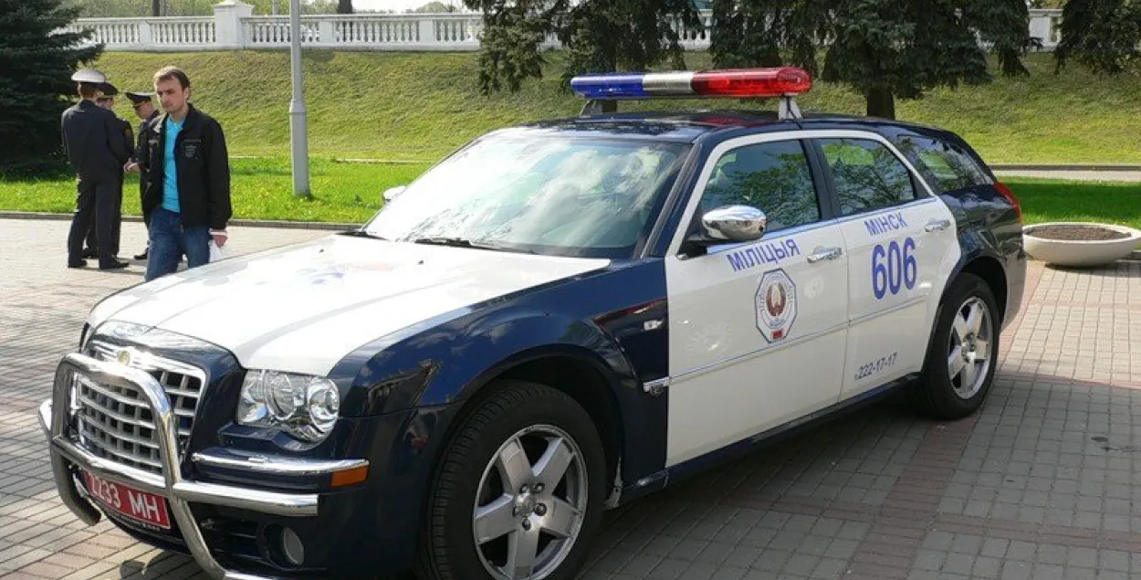 МУС хоча купіць 11 аўтамабіляў за 319 тысяч рублёў