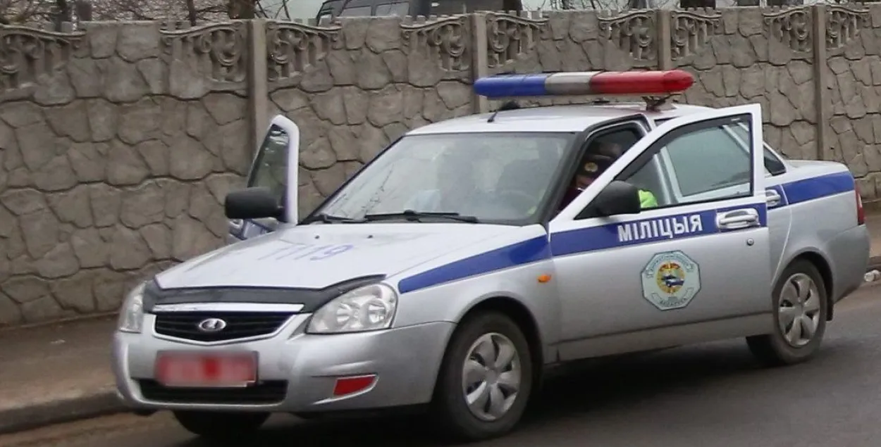 Па дарозе ў Хатынь затрыманыя грамадскія актывісты (відэа)