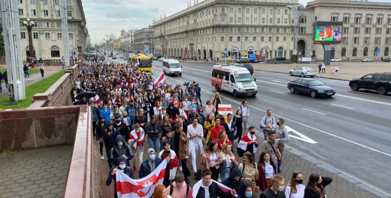 "Саша, ты адлічаны!" — студэнты сталічных ВНУ выйшлі на пратэст у Дзень ведаў 