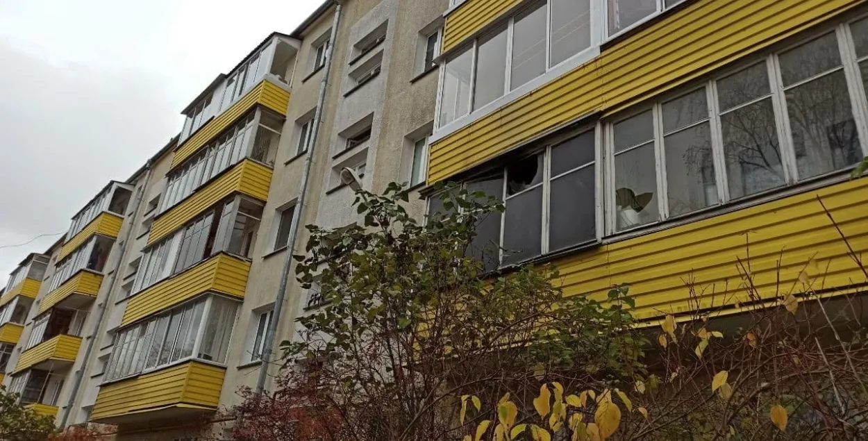 Той самы балкон, на які кінулі "кактэйль Молатава" / Еўрарадыё