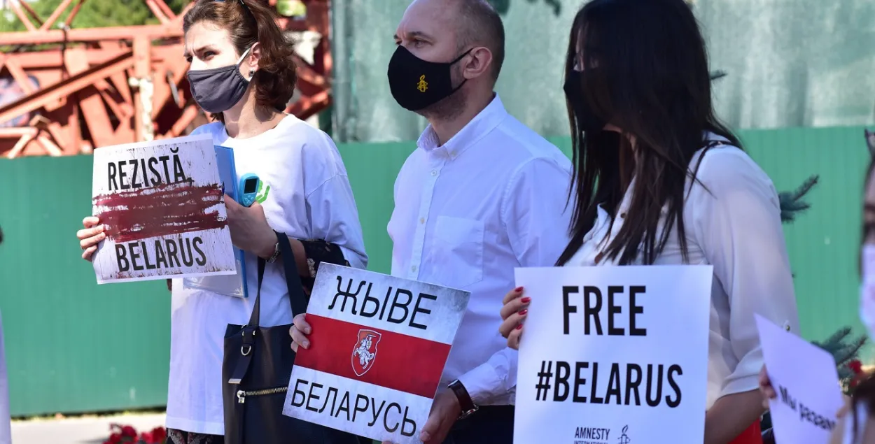 "Подтвердили свою приверженность продвижению демократических ценностей" / newsmaker.md
