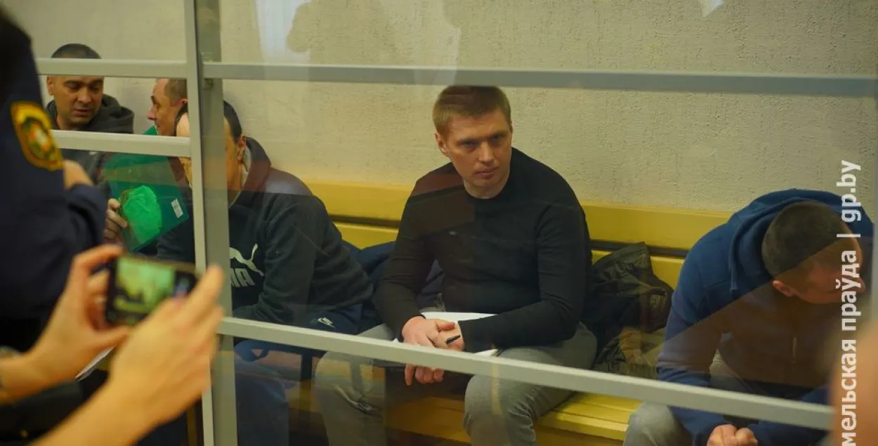 Падчас суда над удзельнікамі "Рабочага руху" /gp.by
