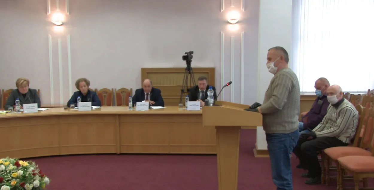 Николай Соляник в ЦИК / кадр из видеотрансляции​