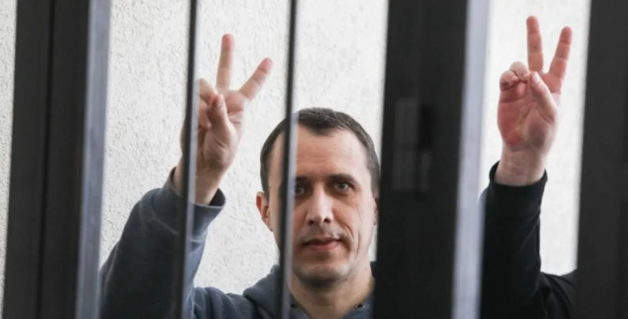 Паўла Севярынца не адпусцілі з турмы на пахаванне бацькі