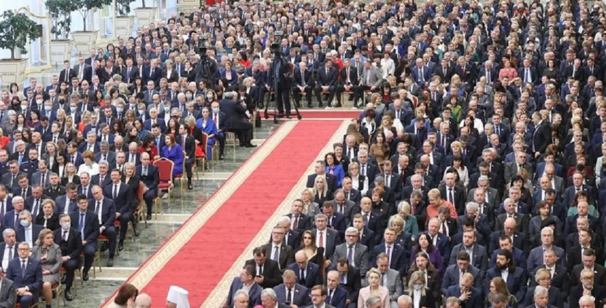 Приблизительно та же публика была и на "тайной инаугурации" в сентябре 2020-го​ / БЕЛТА