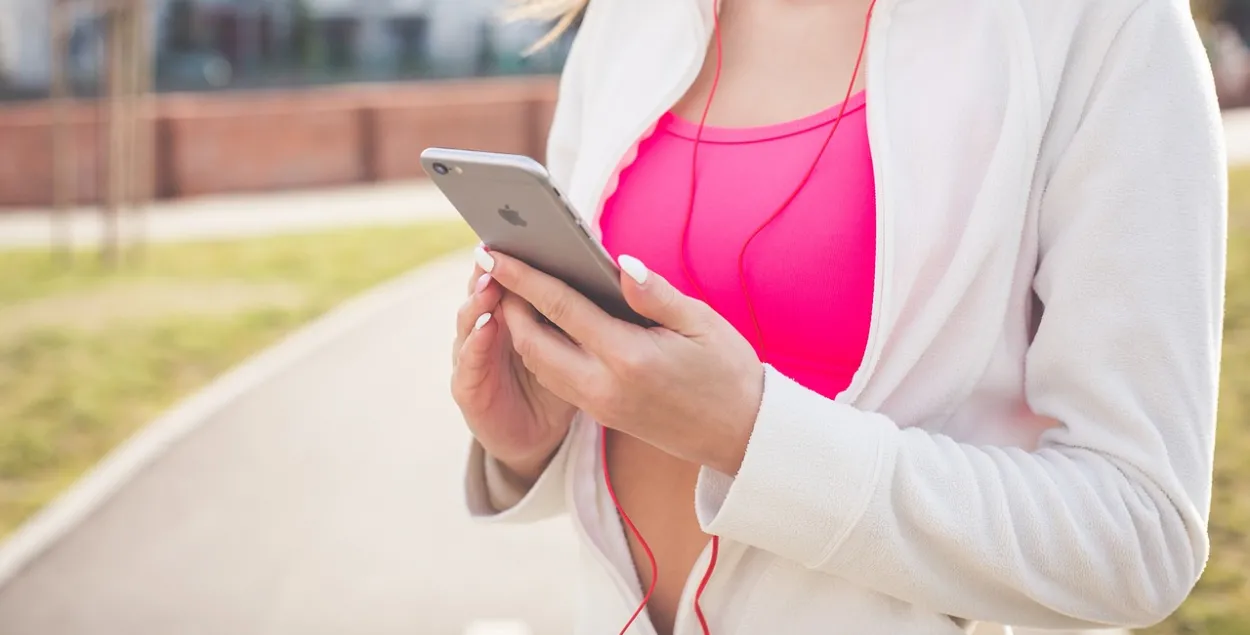 Дзяўчыну затрымалі за фота ў Tinder / pixabay.com, ілюстрацыйнае фота
