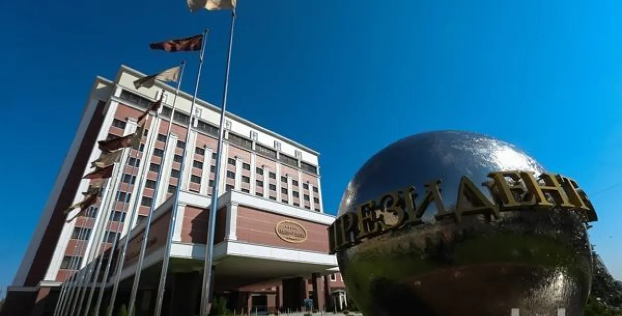 Перамовы прадстаўнікоў ТКГ па ўрэгуляванні сітуацыі на Данбасе праходзілі ў "Прэзідэнт-гатэлі" / sb.by​