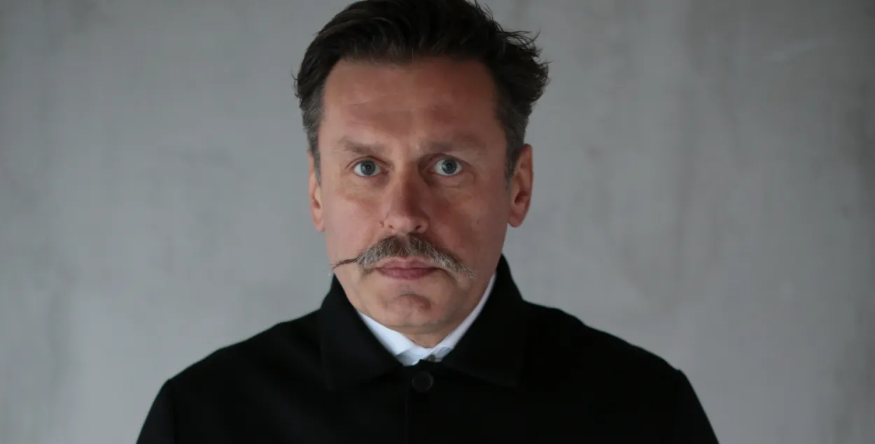 "Такога вы не чулі": Зміцер Вайцюшкевіч з песняй на верш Маякоўскага "Ночь" 
