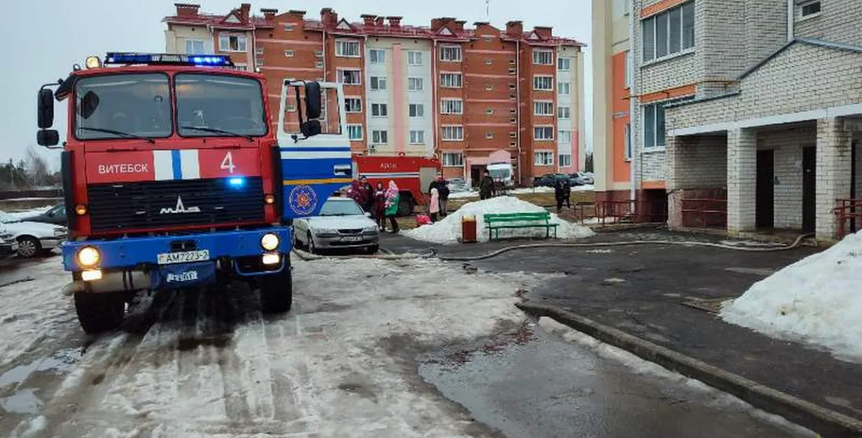 У момант пажару дзяўчынка была дома адна /&nbsp;vitebsk.mchs.gov.by
